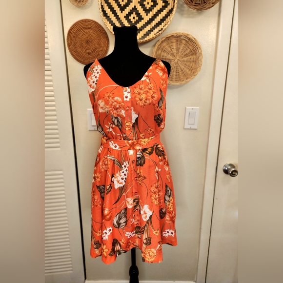 Floral Sleeveless Mini Dress - Picture 6 of 12